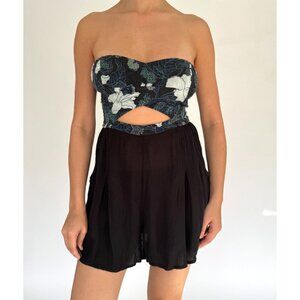 Free People floral print summer vacation cut out stretchy shorts romper playsuit